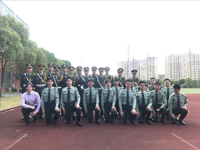 微信图片_20201118104556.jpg 微信图片_20201118104556.jpg